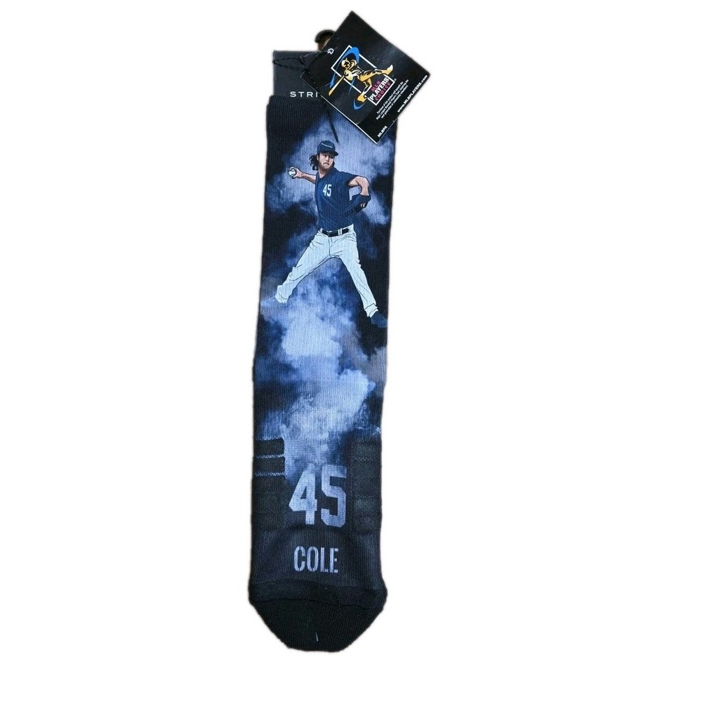 GERRIT COLE New York Yankees Baseball MLB M/L Socks NWT